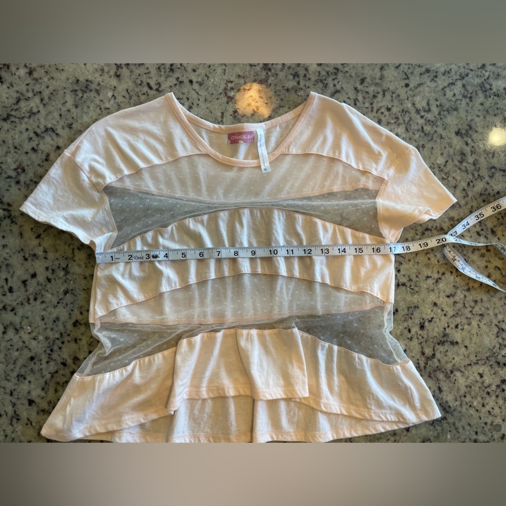 Women’s O’Neill Sheer Pink Ruffle Top size small - Picture 4 of 6